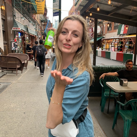 Meet your Posher, Noni - Picture 3 of 5